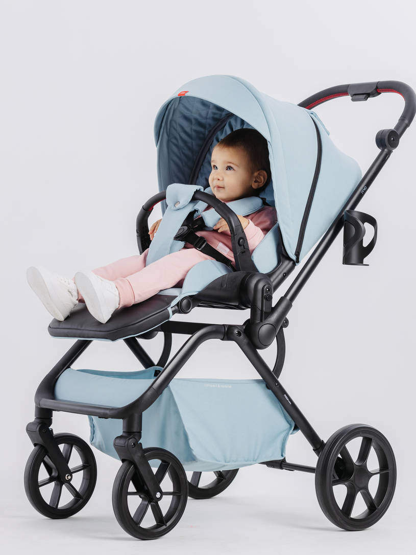 Коляска прогулочная Mowbaby Mio Blue