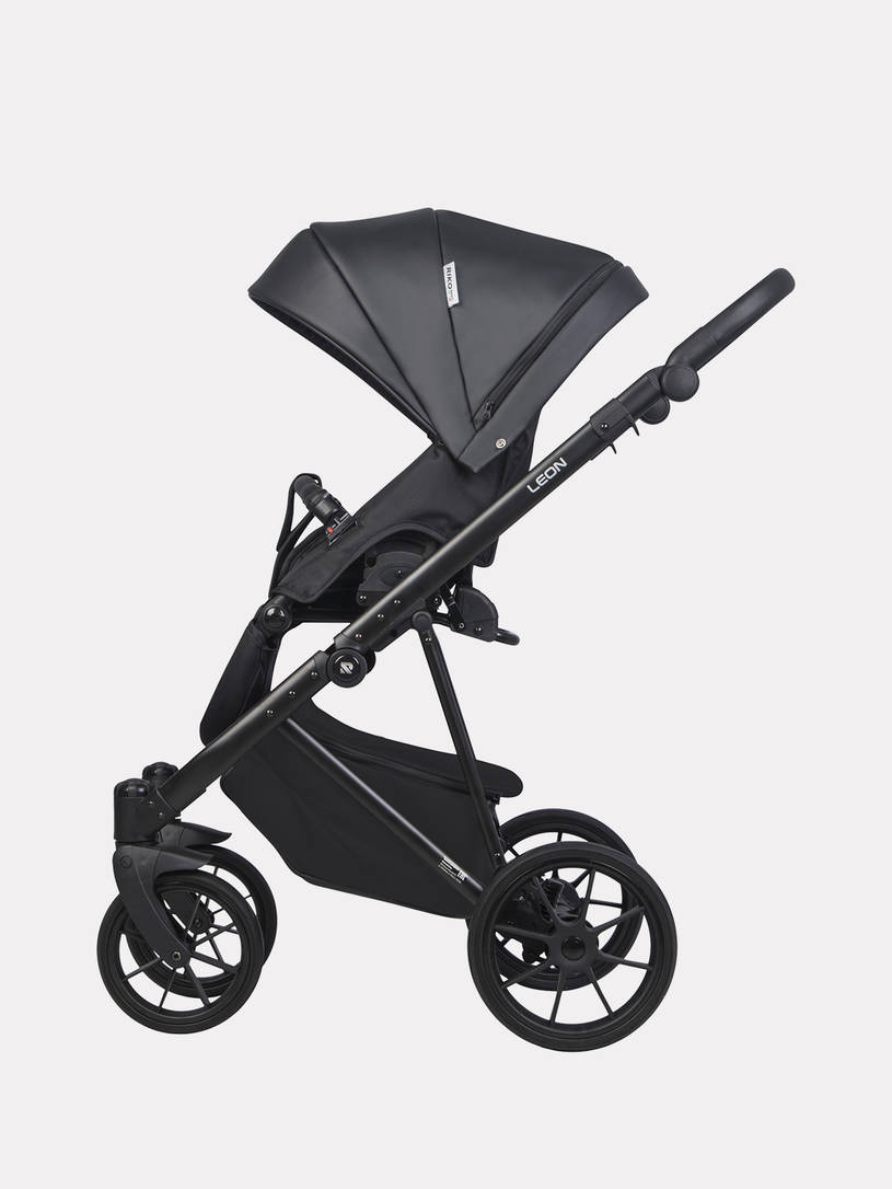 Коляска 2 в 1 Riko Basic Leon 04 Black