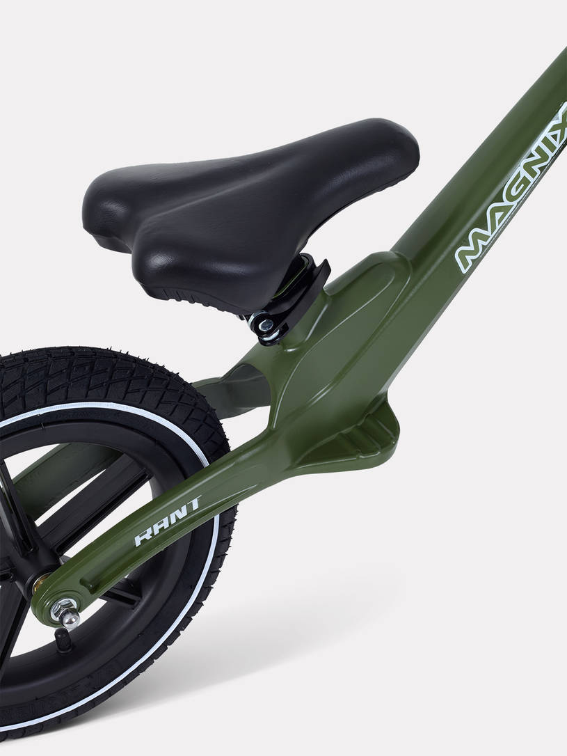 Беговел Rant Magnix Green