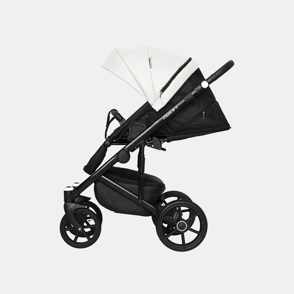 Коляска 3 в 1 Riko Basic Ozon, 07 белый