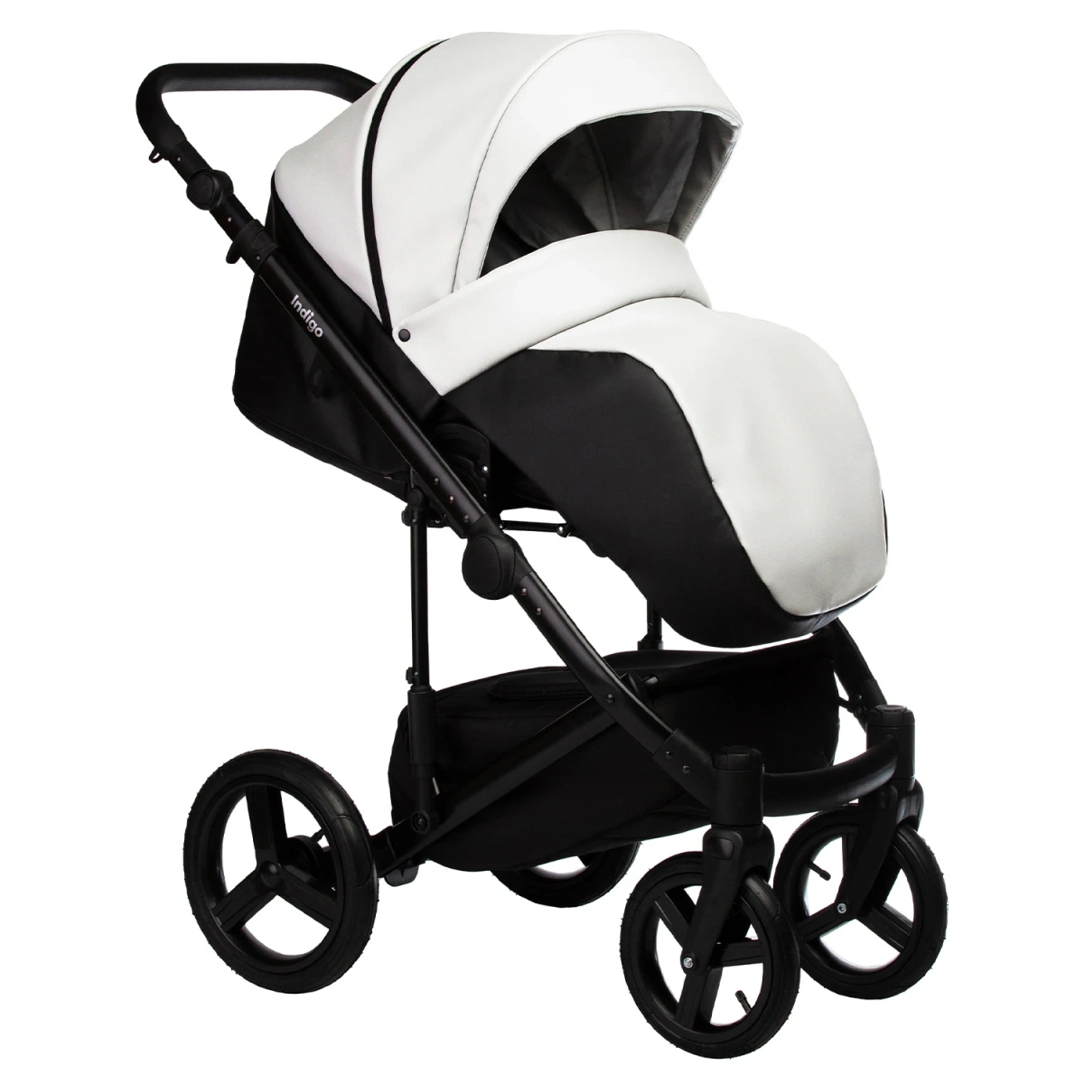 Коляска 2 в 1 Indigo TOUR ECO Te 10 (черная кожа+белая кожа)