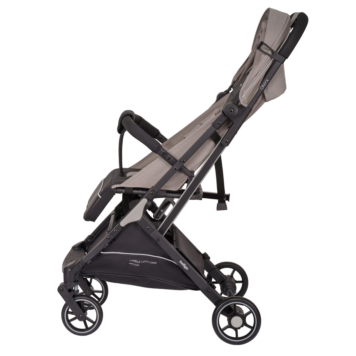 Коляска прогулочная Indigo ONYX бежевый